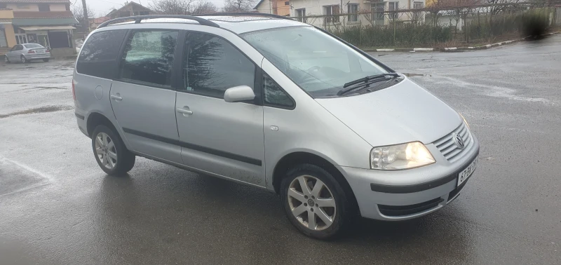 VW Sharan 1.9, снимка 4 - Автомобили и джипове - 48456238