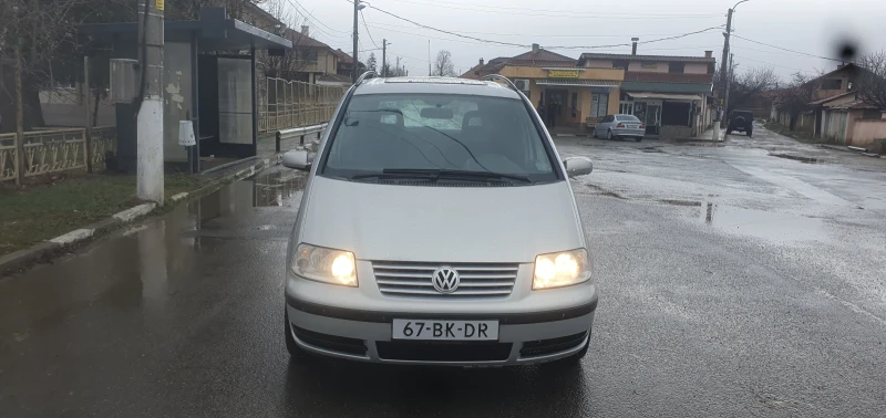 VW Sharan 1.9, снимка 1 - Автомобили и джипове - 48456238