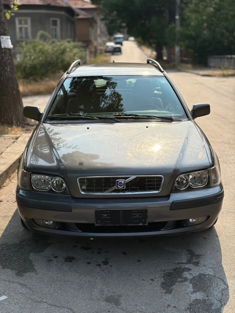 Volvo V40 1.9D, 115к.с, КЛИМАТИК, снимка 2 - Автомобили и джипове - 51274237
