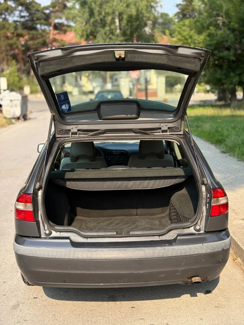 Volvo V40 1.9D, 115к.с, КЛИМАТИК, снимка 8 - Автомобили и джипове - 51274237