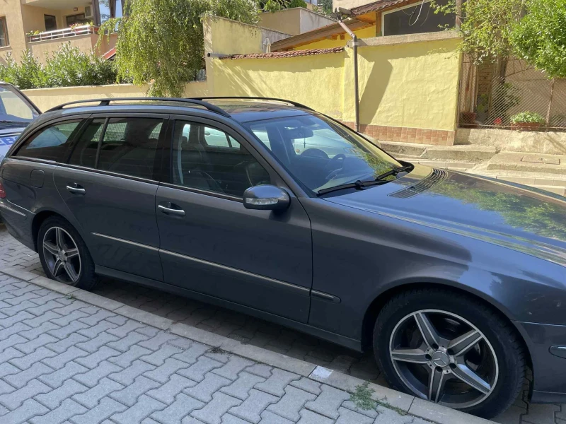 Mercedes-Benz E 320 7G tronic УНИКАТ, снимка 8 - Автомобили и джипове - 51512078