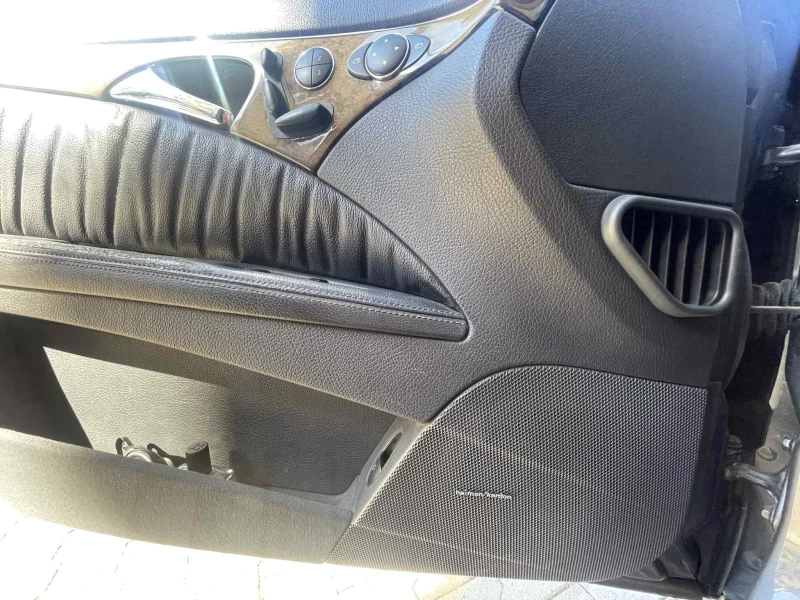 Mercedes-Benz E 320 7G tronic УНИКАТ, снимка 3 - Автомобили и джипове - 51512078