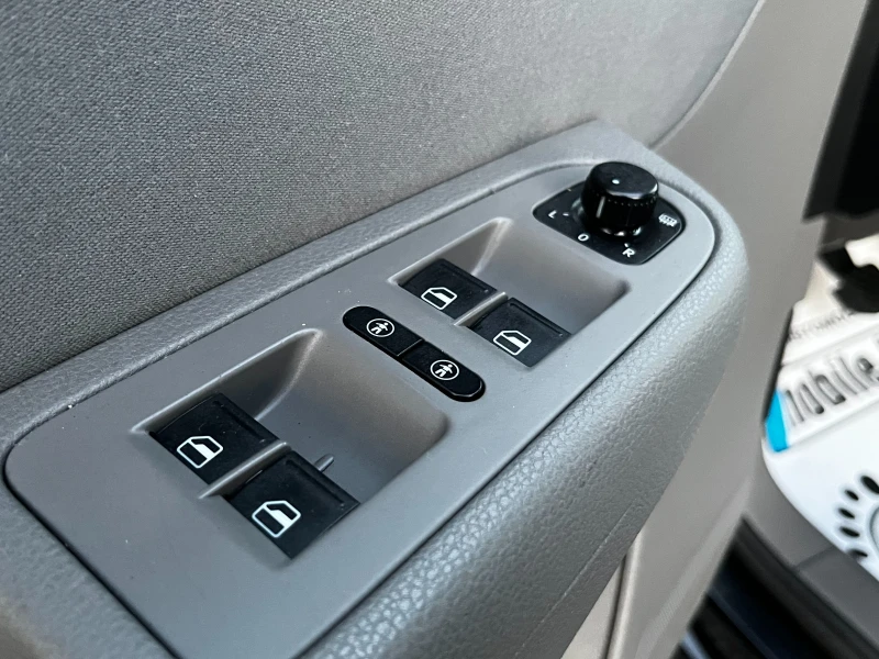 Seat Alhambra 2.0TDI, снимка 14 - Автомобили и джипове - 52152076