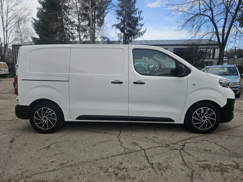 Toyota Proace City 2.0 150к.с, снимка 10 - Автомобили и джипове - 53022287