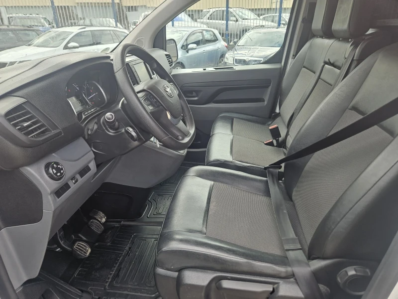 Toyota Proace City 2.0 150к.с, снимка 14 - Автомобили и джипове - 53022287