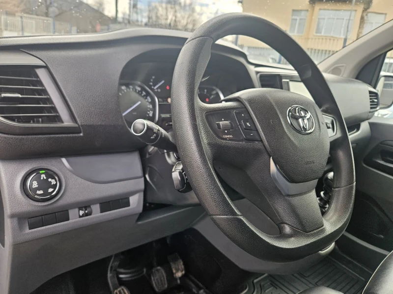 Toyota Proace City 2.0 150к.с, снимка 17 - Автомобили и джипове - 53022287