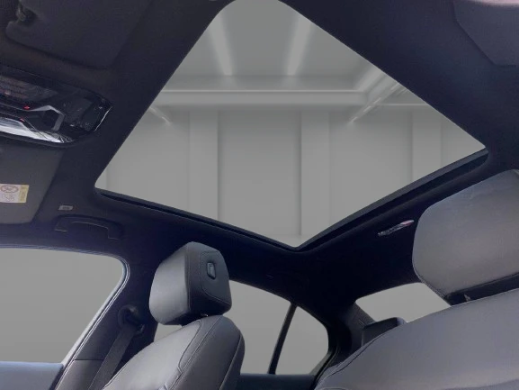 BMW 520 i = M-Sport = Shadow Line Гаранция - изображение 4