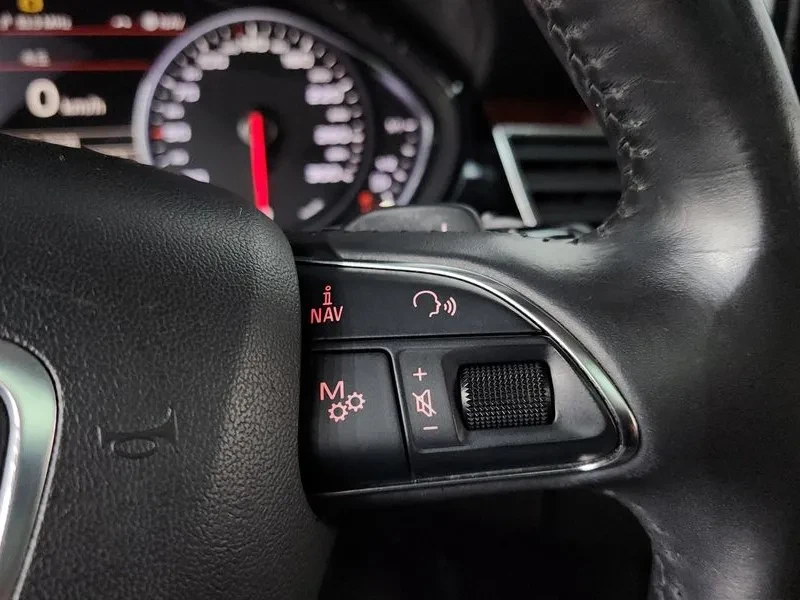 Audi A8 3.0 TDI Quattro, снимка 15 - Автомобили и джипове - 54564928