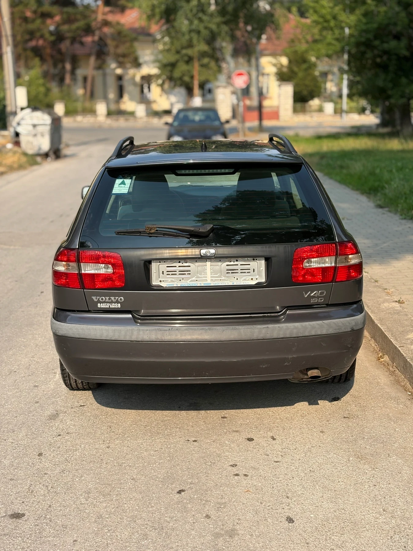 Volvo V40 1.9D, 115к.с, КЛИМАТИК - изображение 9