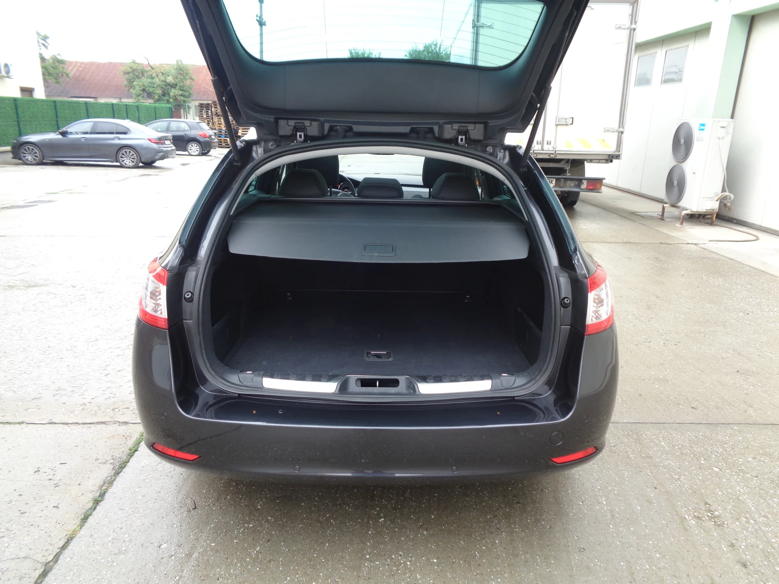 Peugeot 508 2.0HDI-NAVI-KOJA-AVTOMAT-PANORAMA-LIZING - изображение 8