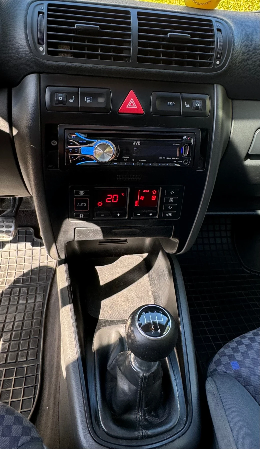 Audi A3 1.8 | Mobile.bg   12