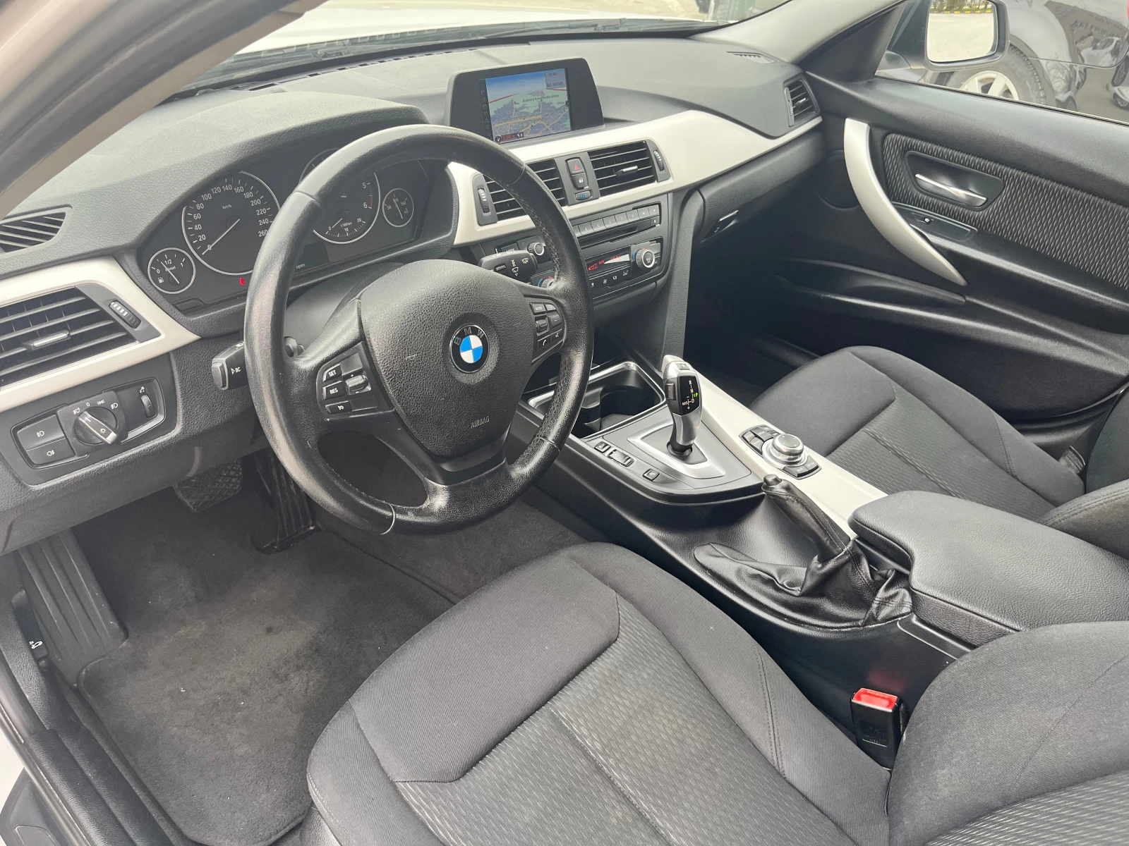 BMW 320 2.0d Бяла Перла= Навигация= Автоматик= Лед Фарове! - изображение 9