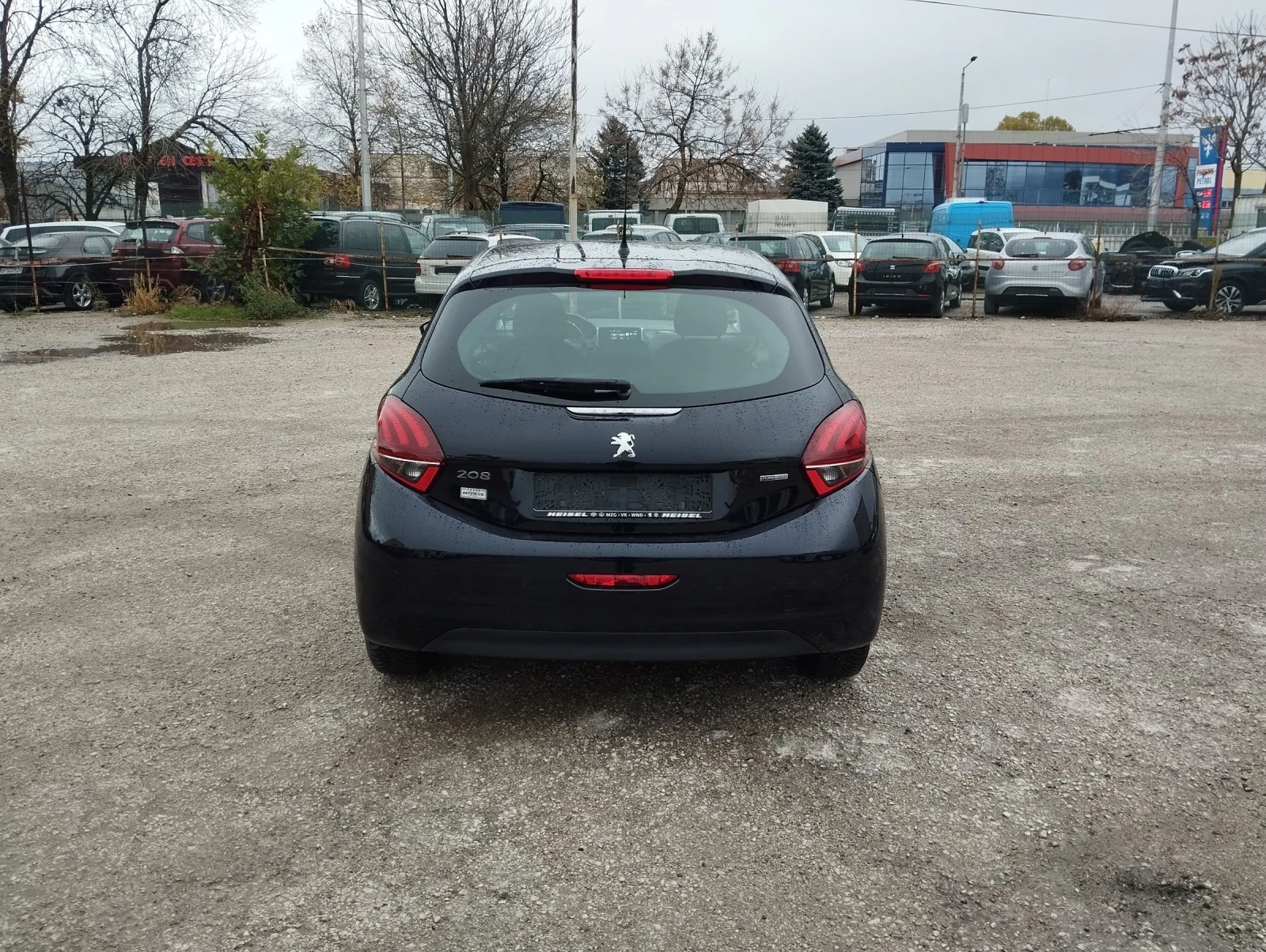 Peugeot 208 1.2i euro6 - изображение 8