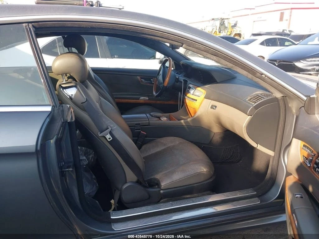 Mercedes-Benz CL * 4MATIC * CARFAX * БЕЗ ПЪРВОНАЧАЛНА ВНОСКА - изображение 5