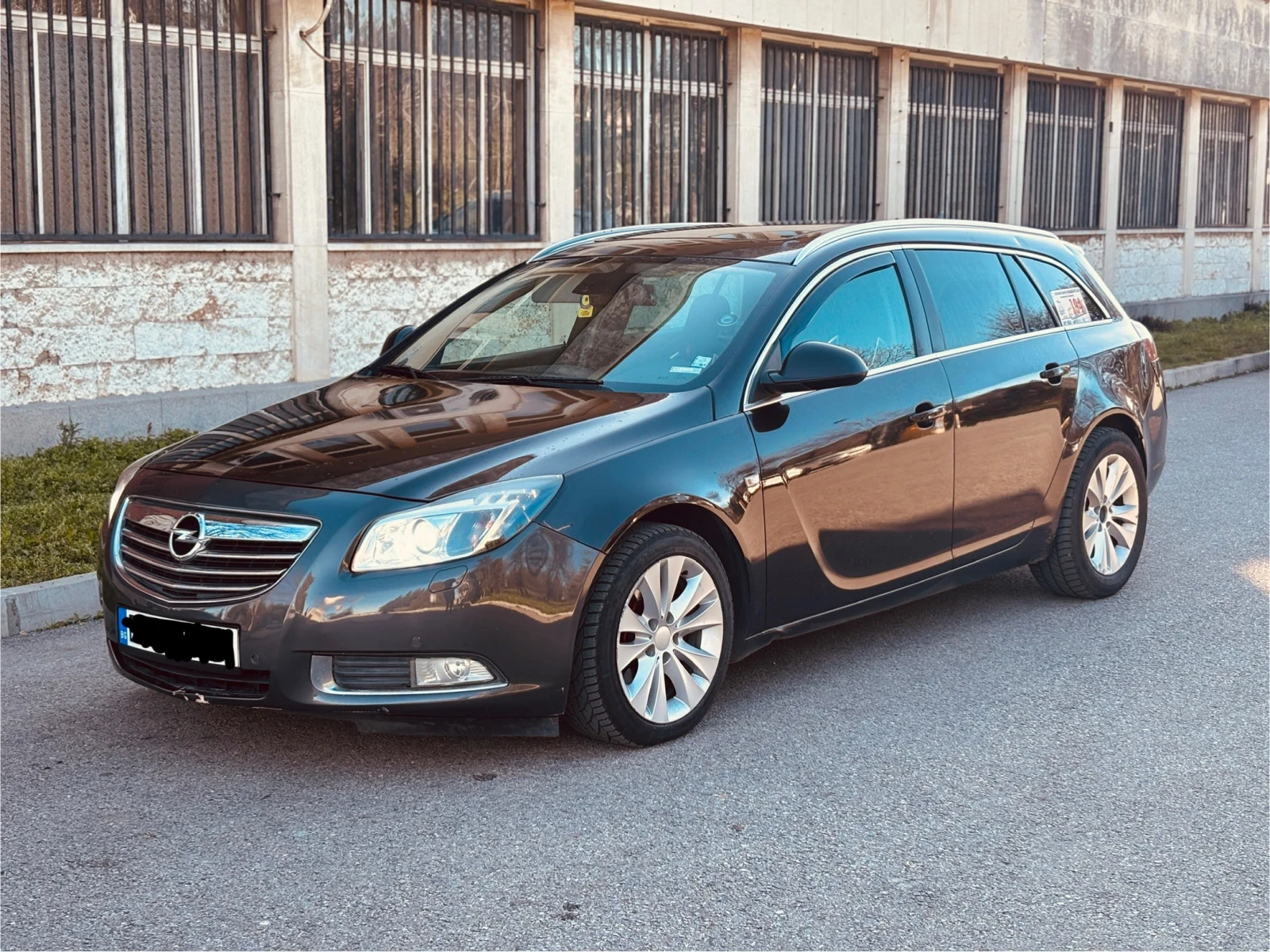 Opel Insignia Insignia Sport Tour 2.0CDTI 131hp Full | Mobile.bg � ����������� 2