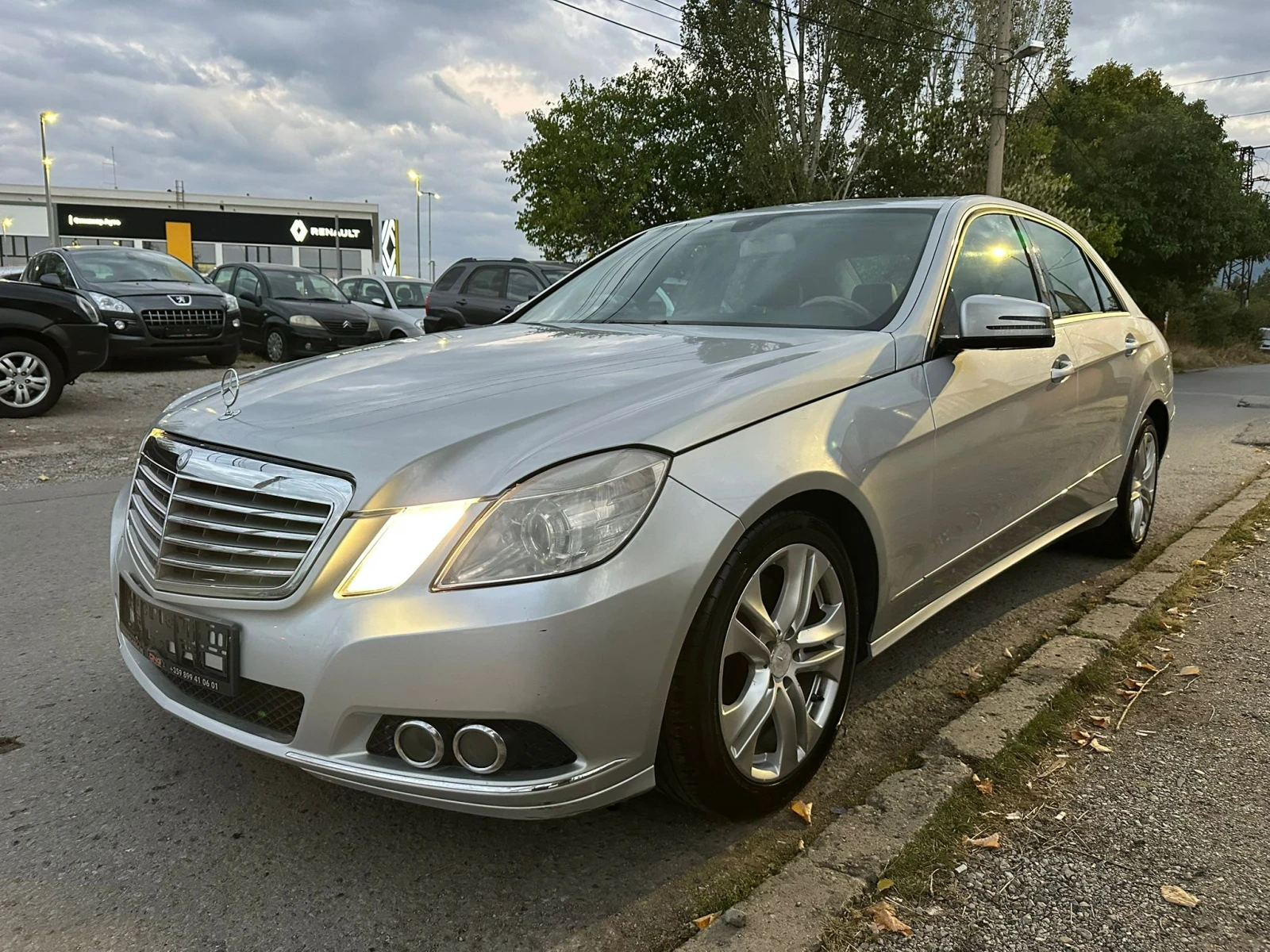 Mercedes-Benz E 350 4MATIC/AVANTGARDE/EURO5  - изображение 4