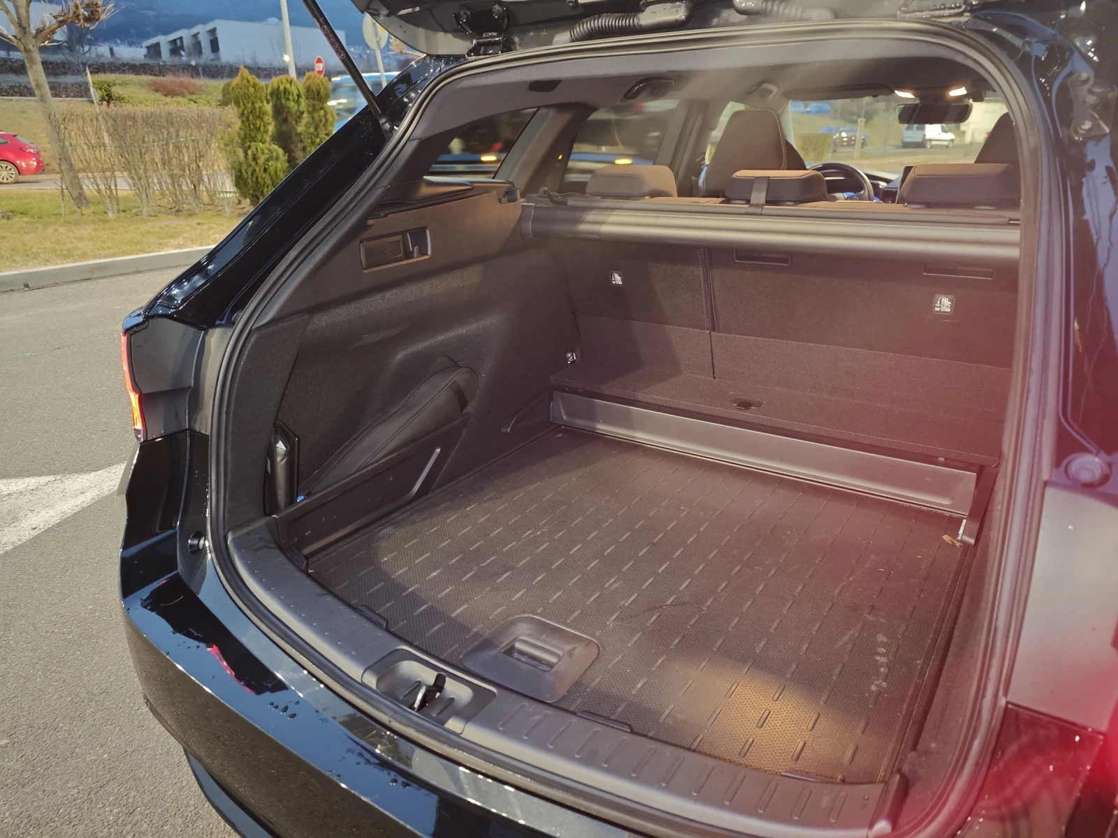 Toyota Corolla HB TS | Mobile.bg � ����������� 12