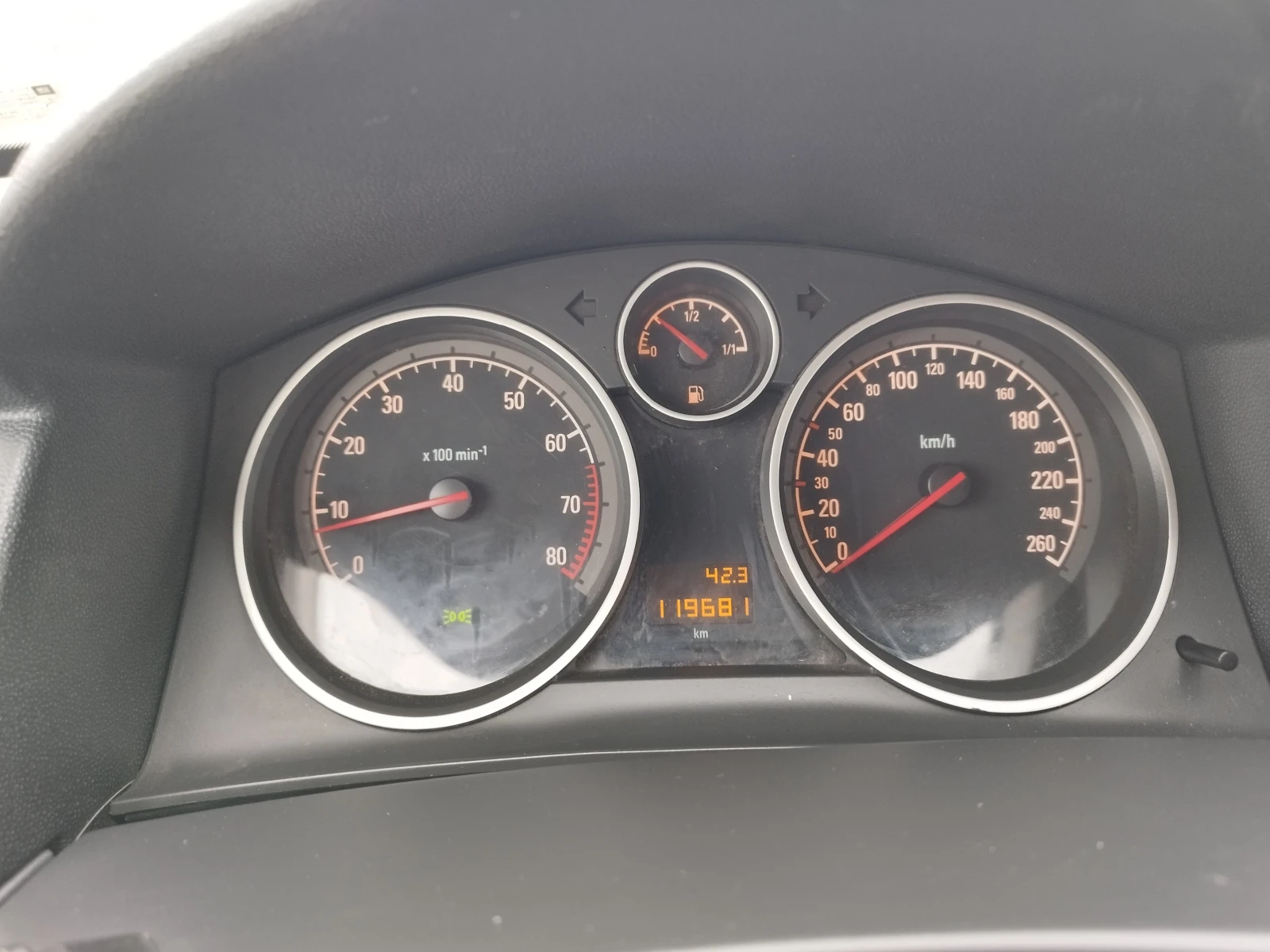 Opel Astra 1.6 i 116kc., снимка 15 - Автомобили и джипове - 53996187