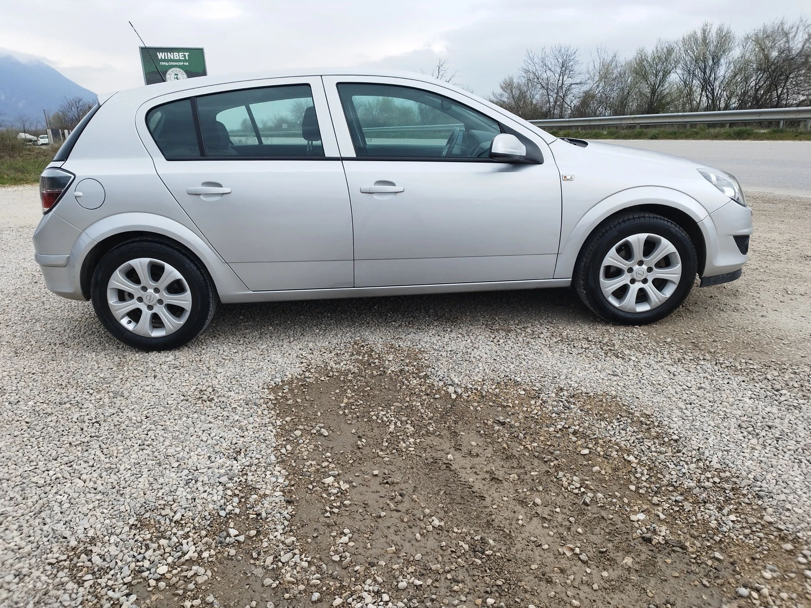 Opel Astra 1.6 i 116kc., снимка 6 - Автомобили и джипове - 53996187