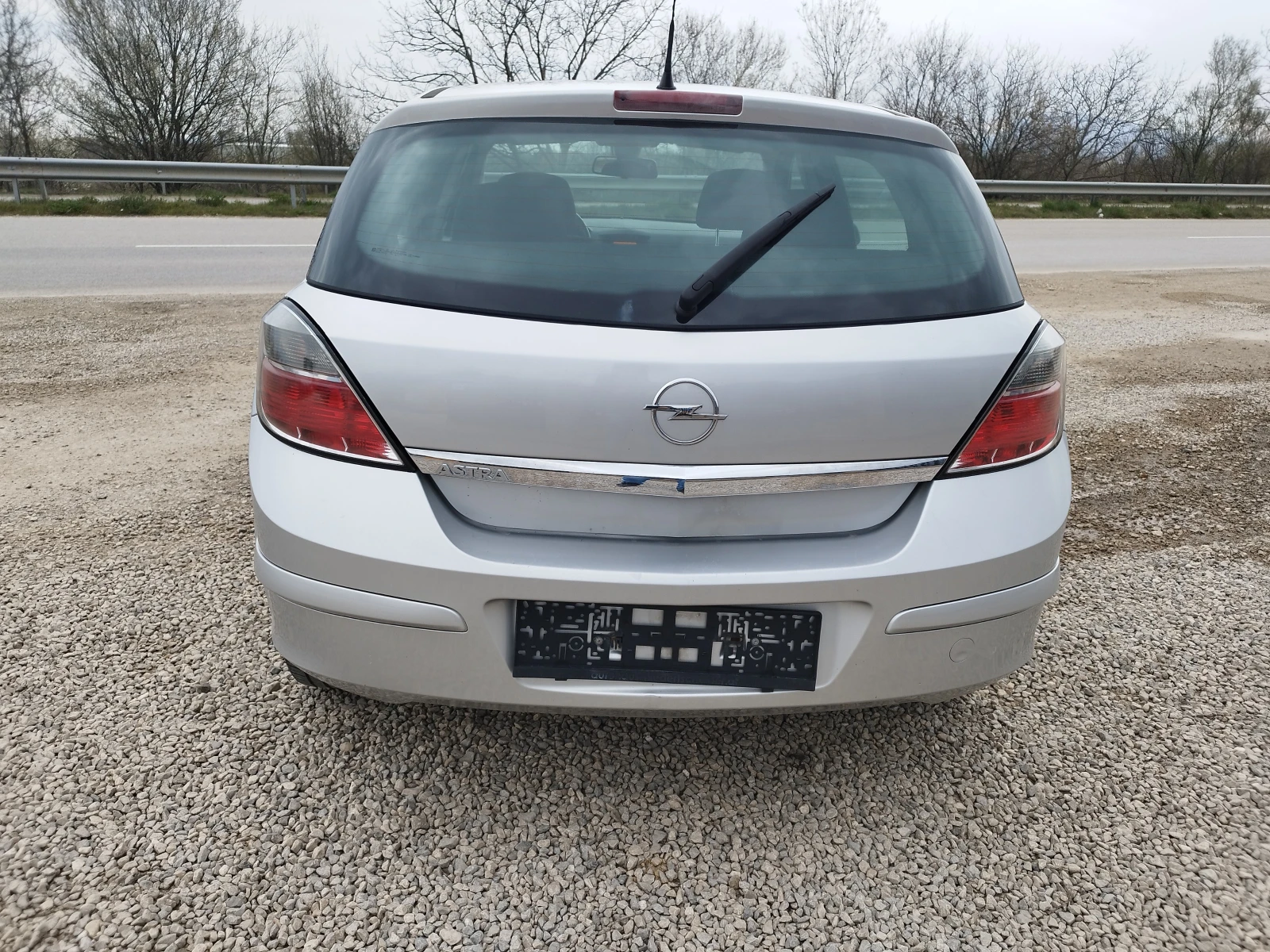 Opel Astra 1.6 i 116kc., снимка 4 - Автомобили и джипове - 53996187