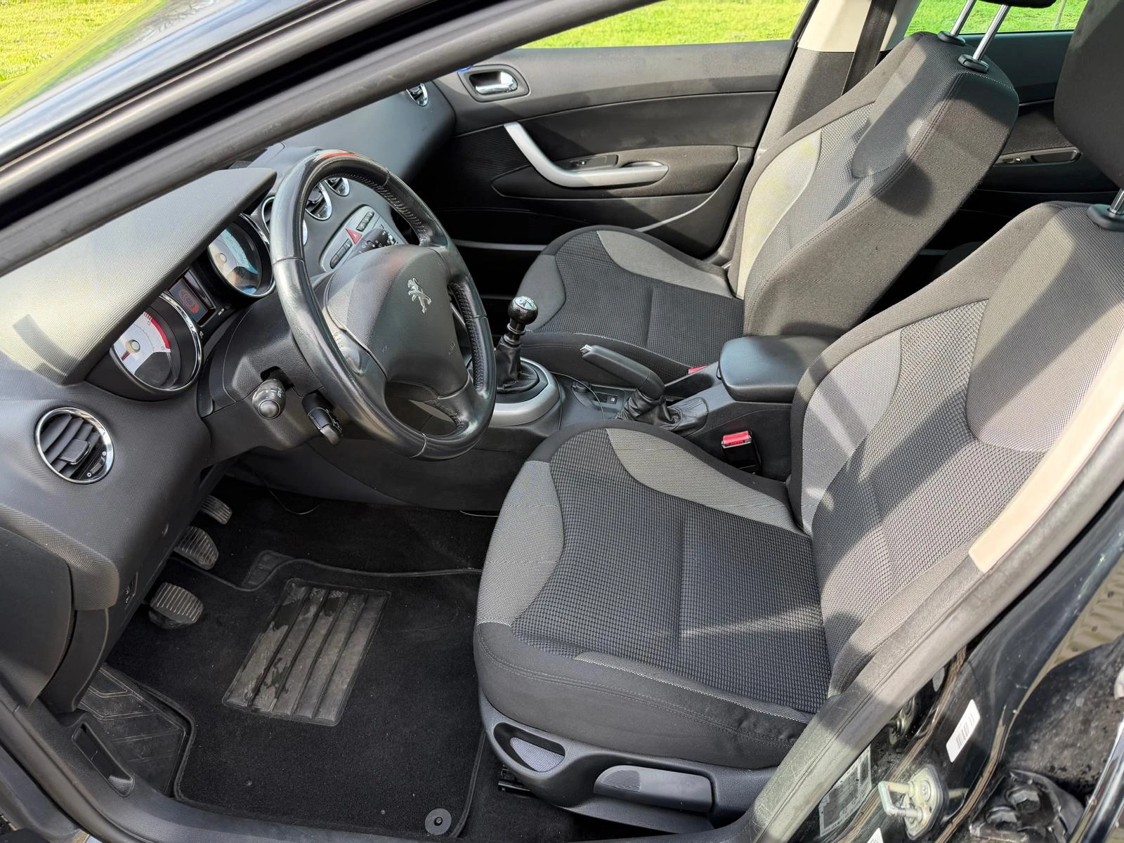 Peugeot 308 SW , снимка 4 - Автомобили и джипове - 54084577