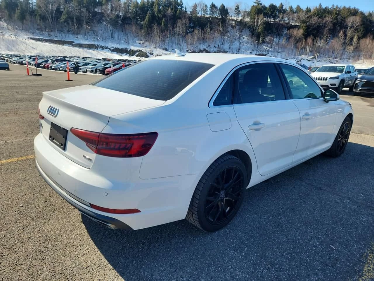 Audi A4  KOMFORT /CAMERA/�������� | Mobile.bg � ����������� 3