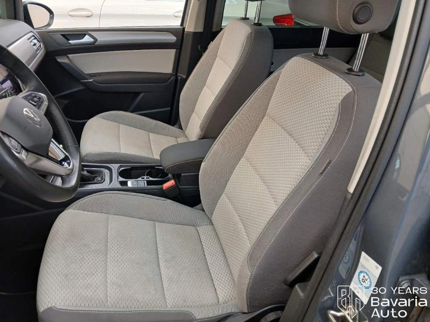 VW Touran 2.0 TDI Comfortline DSG, снимка 6 - Автомобили и джипове - 54310313