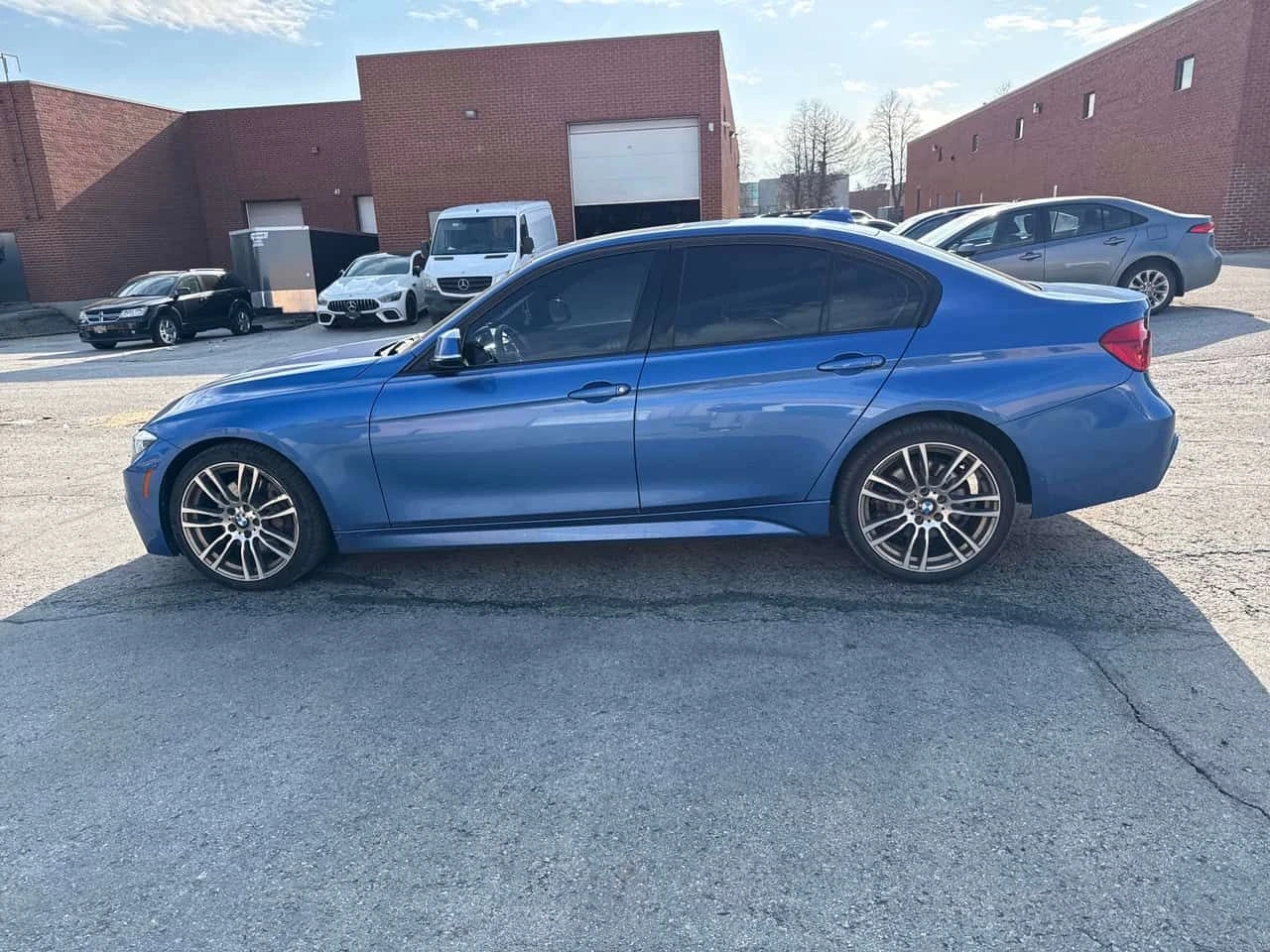 BMW 328 * 328i xDrive * CARFAX * ЦЕНА ДО БГ, снимка 2 - Автомобили и джипове - 54379374