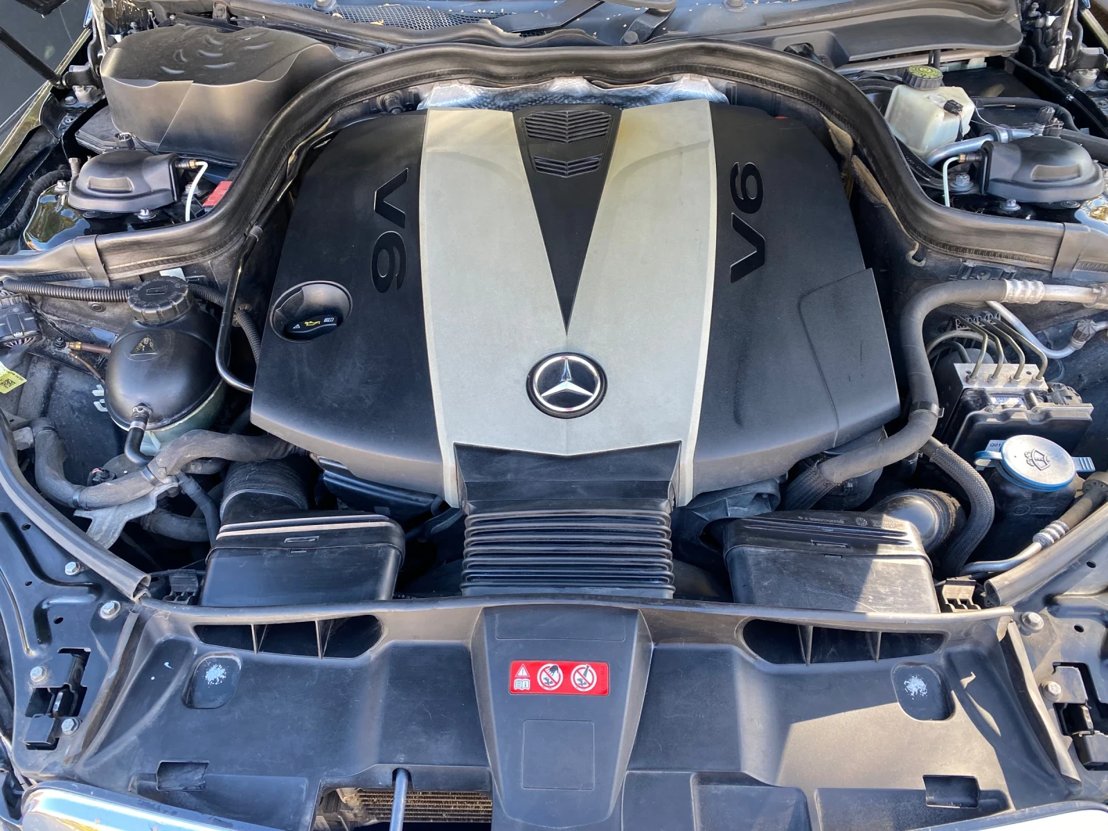 Mercedes-Benz E 350 E350 CDI BlueEFFICIENCY, снимка 15 - Автомобили и джипове - 54595649
