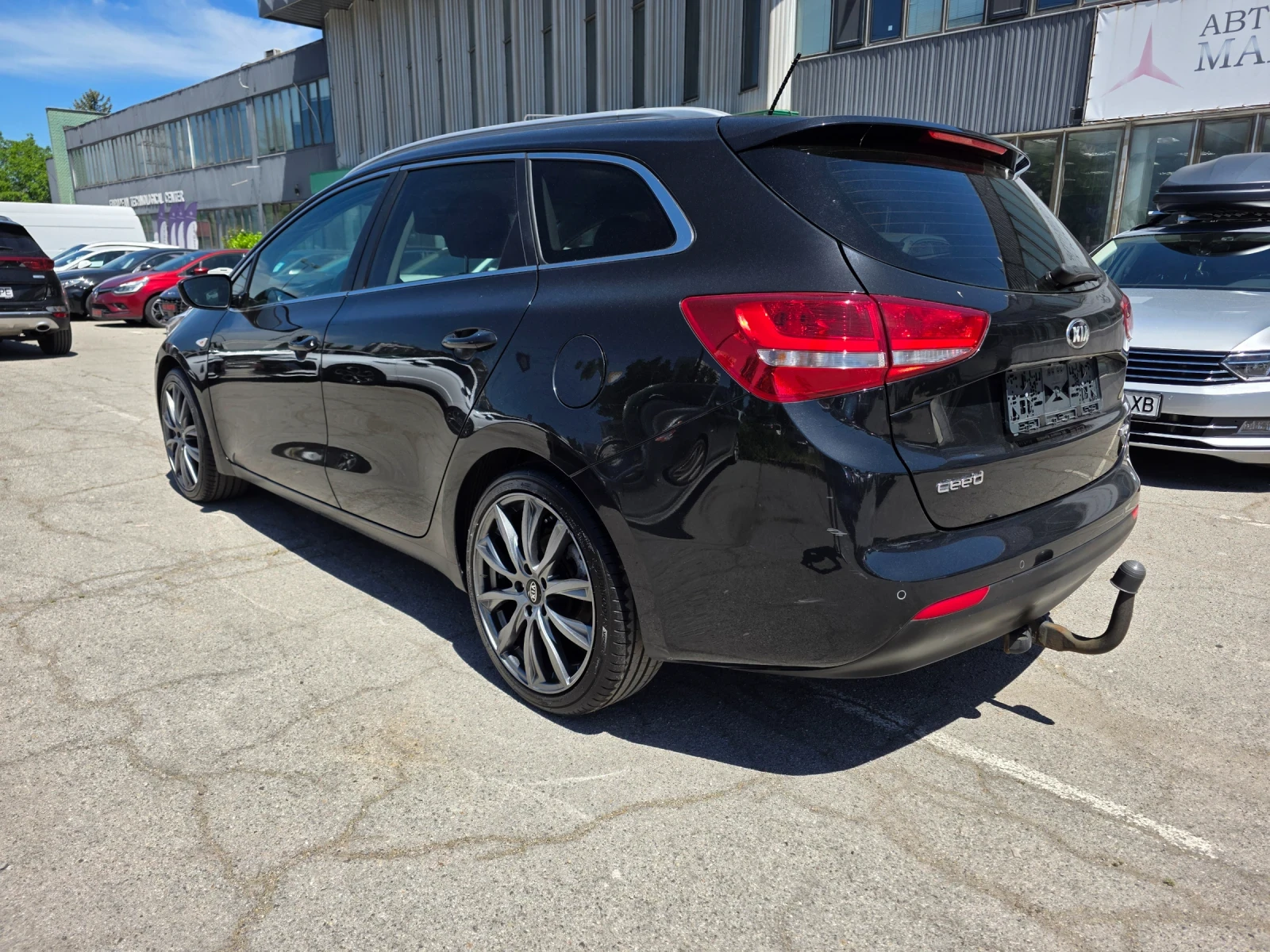Kia Ceed 1.6 CRDI 136k.c EURO 6, снимка 6 - Автомобили и джипове - 54724703