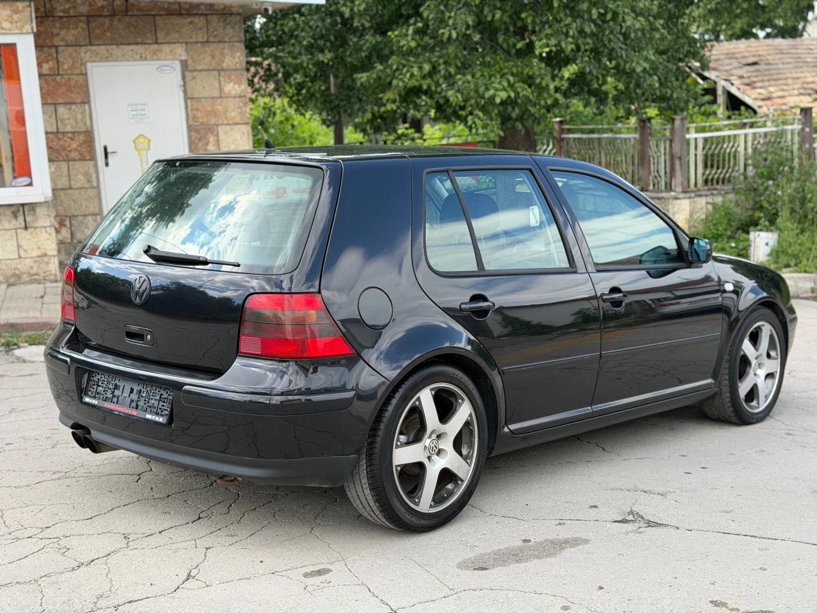 VW Golf PACIFIC/2004година/1.9TDI 101к.с., снимка 5 - Автомобили и джипове - 54813949