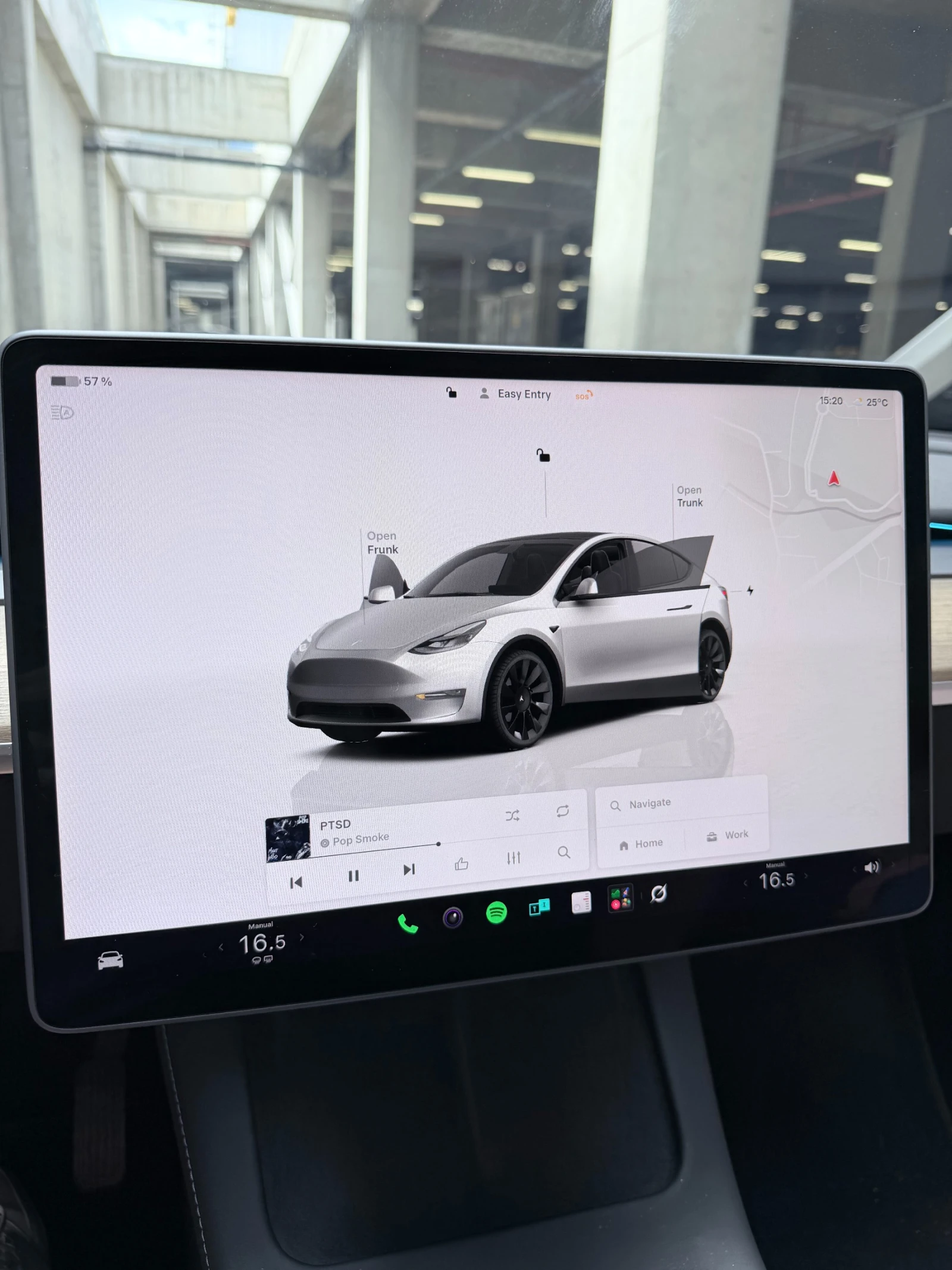 Tesla Model Y Long Range AWD + EAP + Теглич, снимка 9 - Автомобили и джипове - 54944663