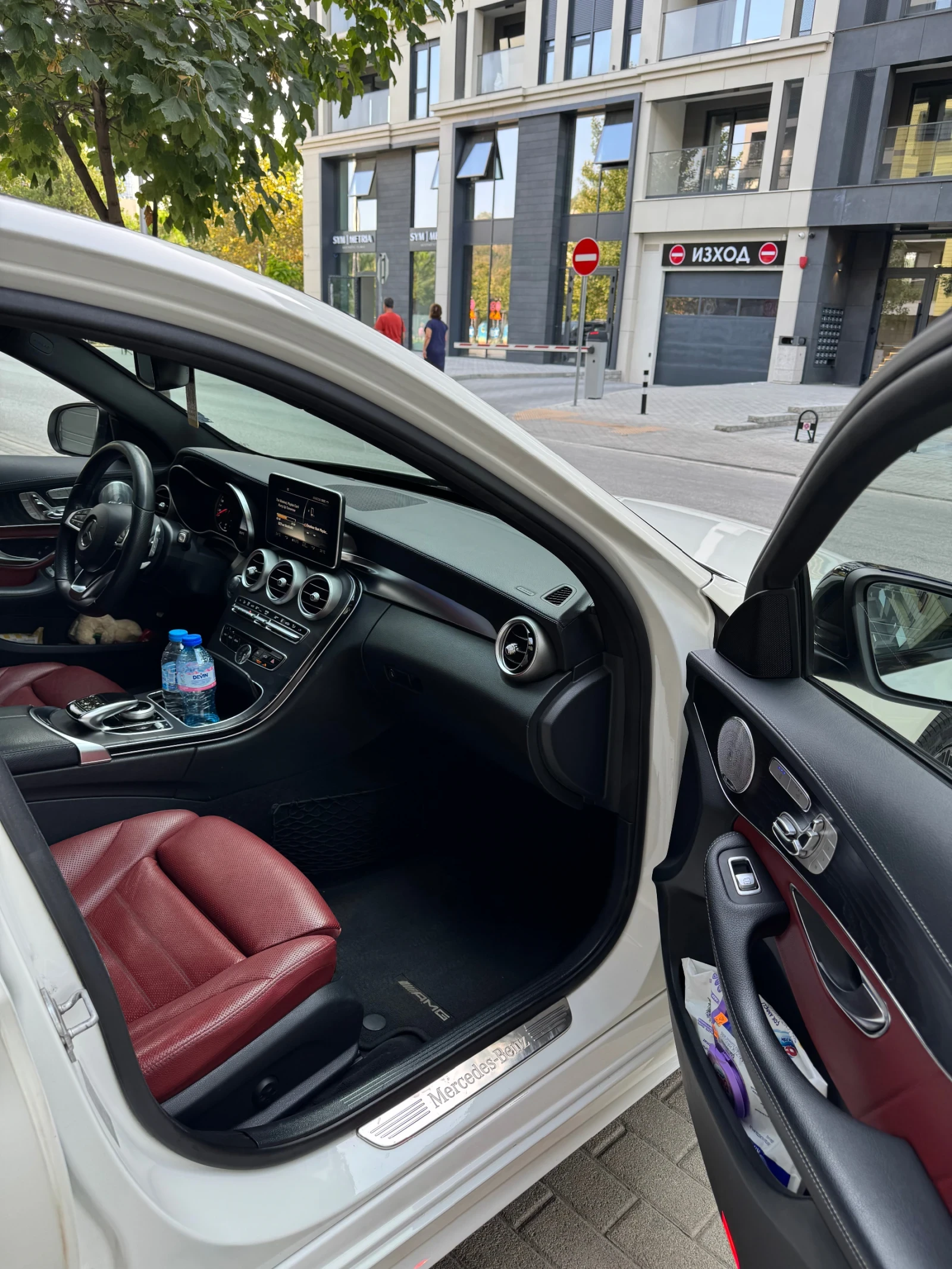 Mercedes-Benz C 400, снимка 13 - Автомобили и джипове - 55867213