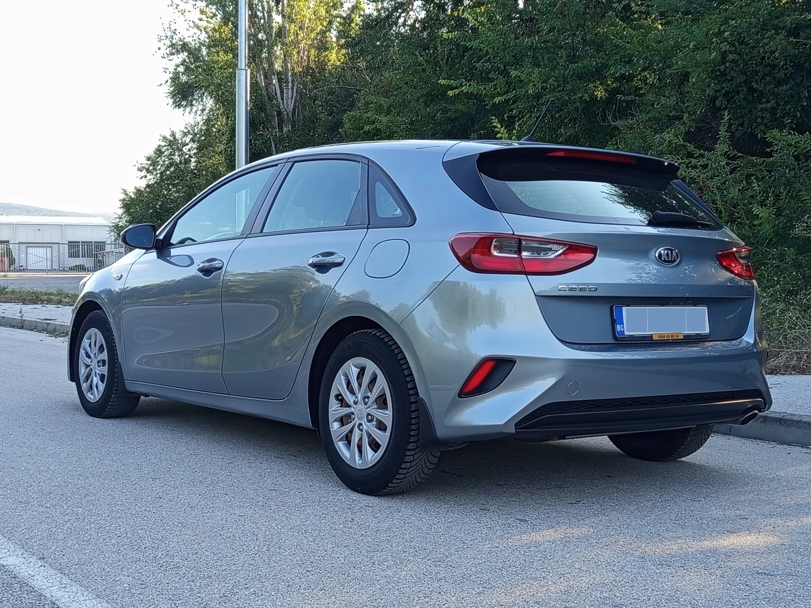 Kia Ceed 1.4/100кс., снимка 7 - Автомобили и джипове - 55994378