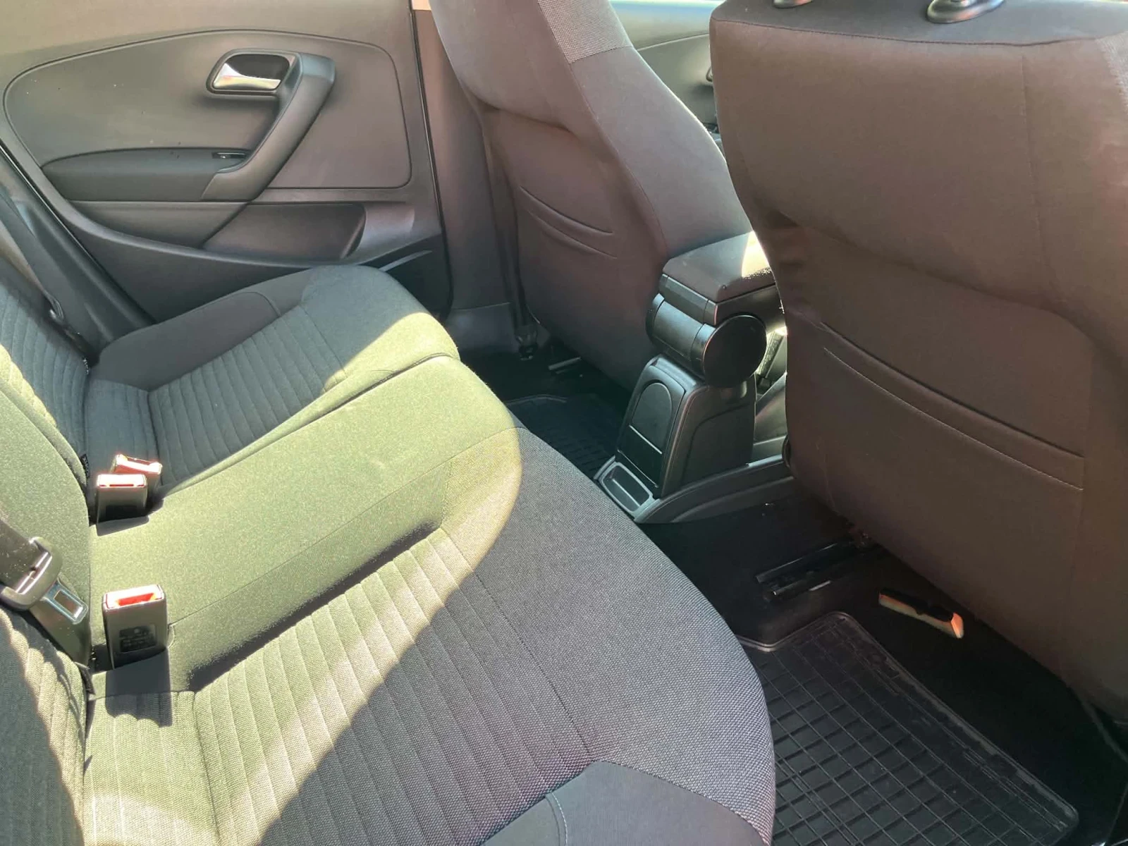 VW Polo, снимка 9 - Автомобили и джипове - 56161854