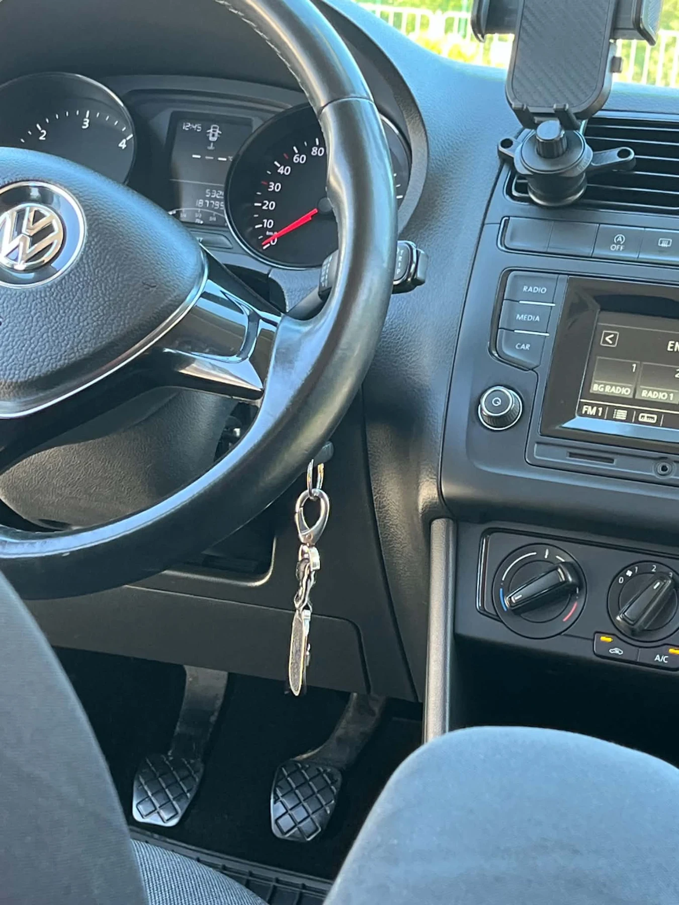 VW Polo, снимка 5 - Автомобили и джипове - 56161854