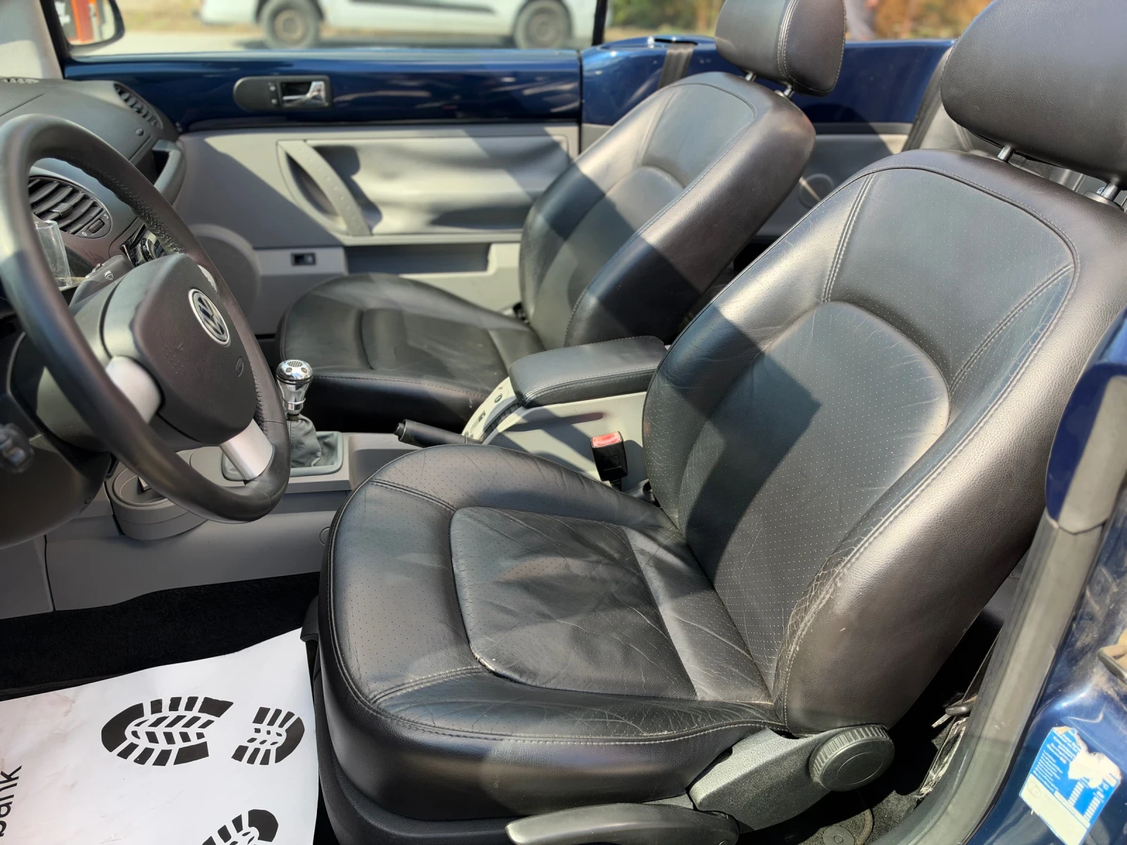 VW New beetle 2.0i 115kc* КАБРИО, снимка 13 - Автомобили и джипове - 56256406