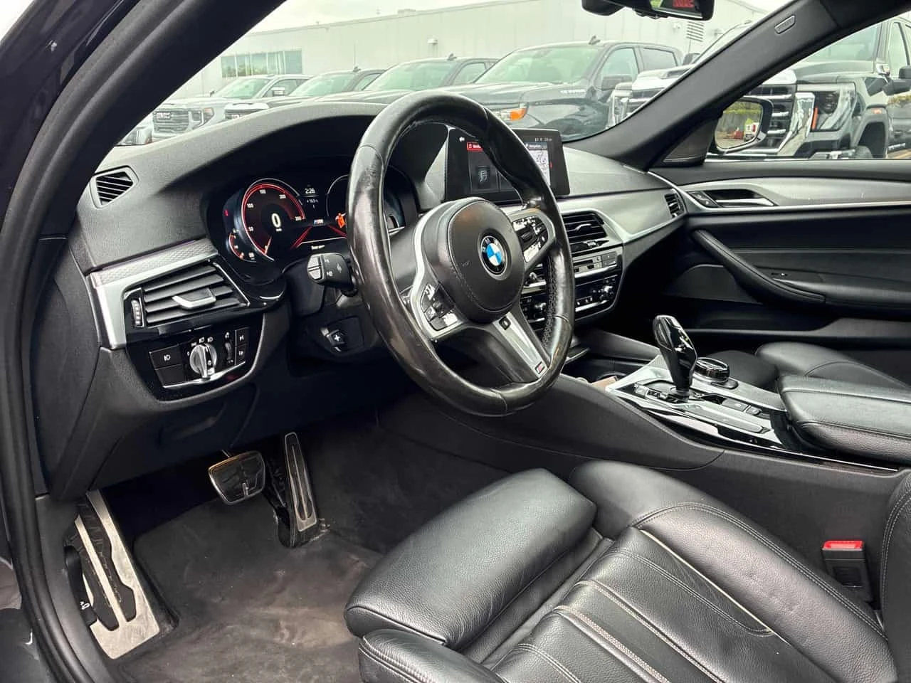 BMW 530 * xDrive * CARFAX * ����� �� ����������� | Mobile.bg � ����������� 5