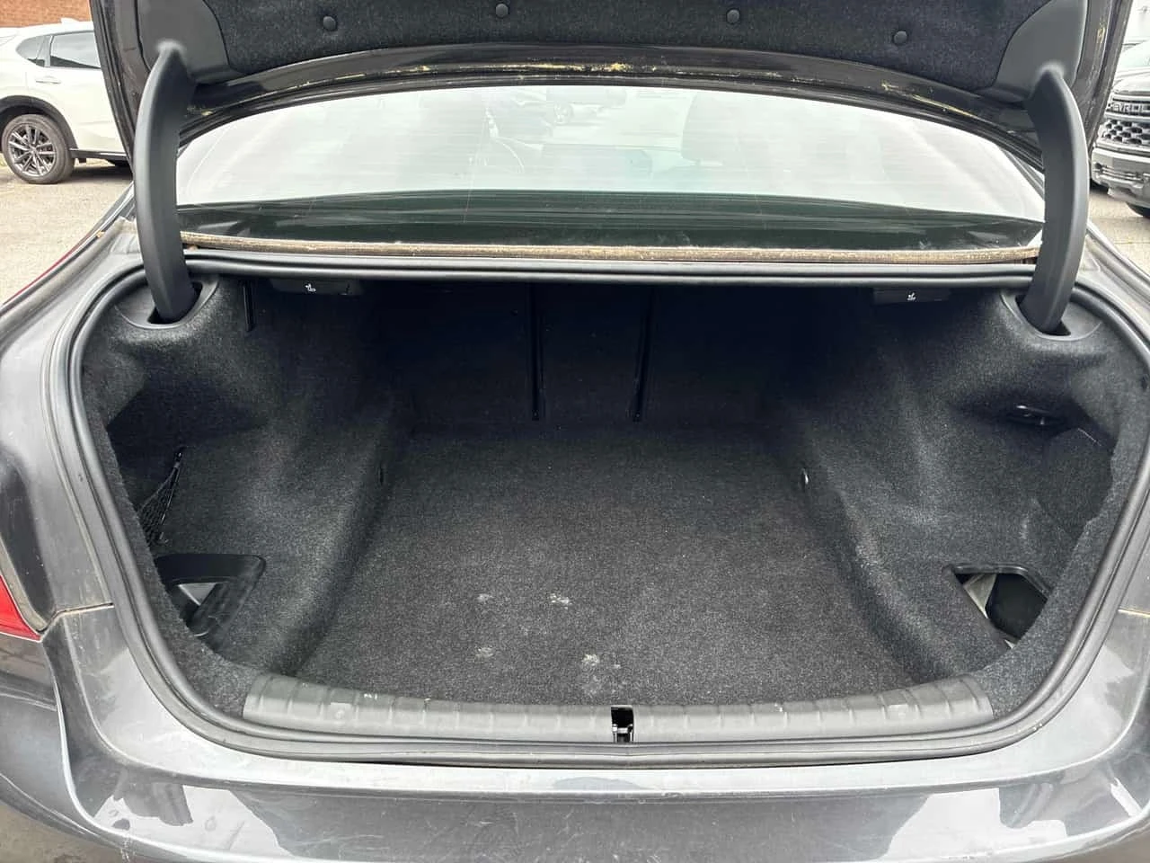 BMW 530 * xDrive * CARFAX * ����� �� ����������� | Mobile.bg � ����������� 14
