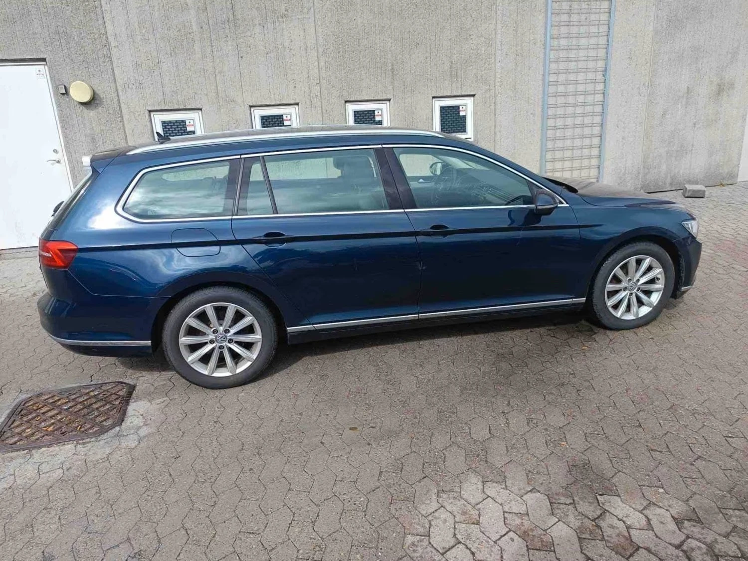 VW Passat Variant Highline, снимка 6 - Автомобили и джипове - 56384255