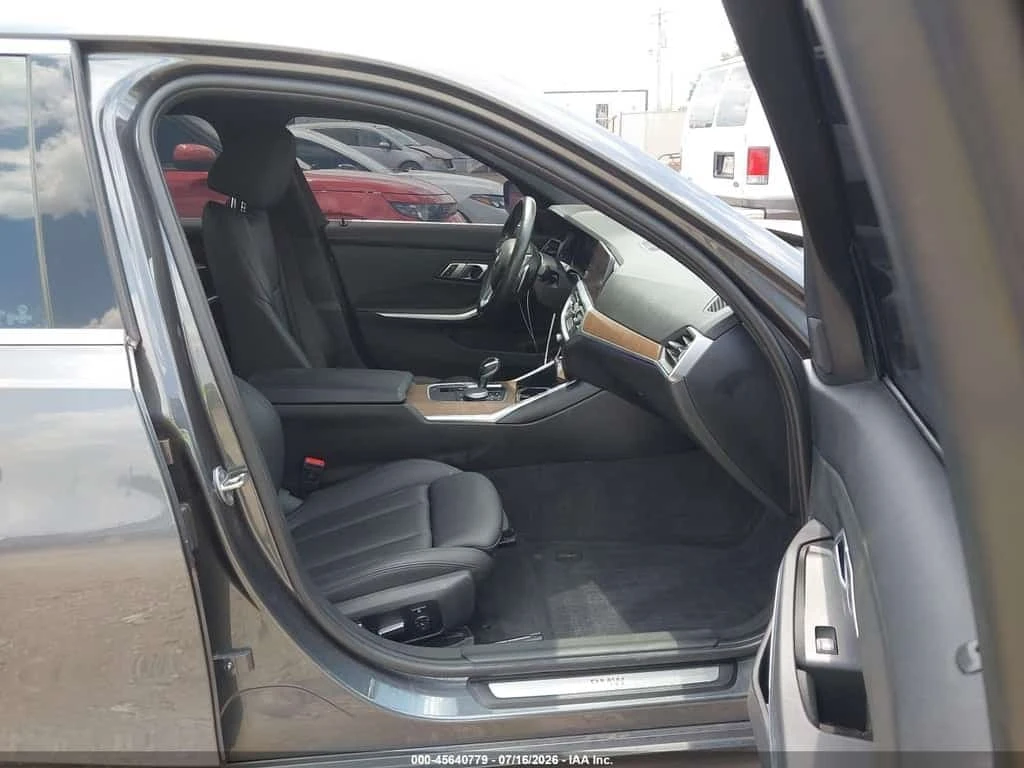BMW 330 * XDRIVE * CARFAX * ����� �� ����������� | Mobile.bg � ����������� 5