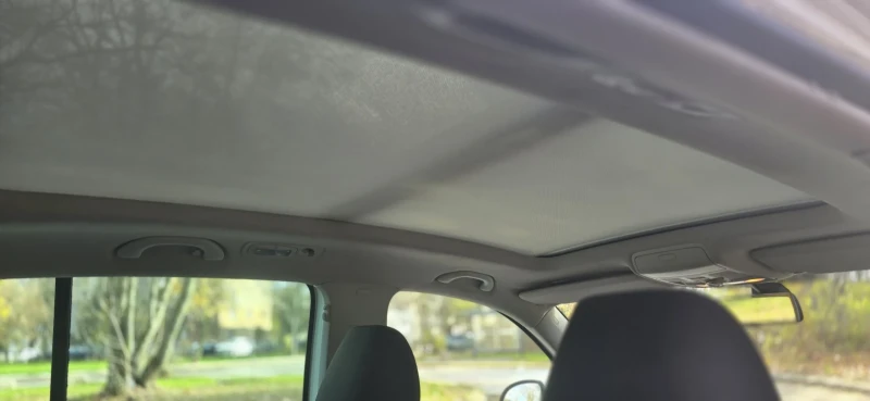 VW Tiguan PERFEKTNO, снимка 12 - Автомобили и джипове - 52493607