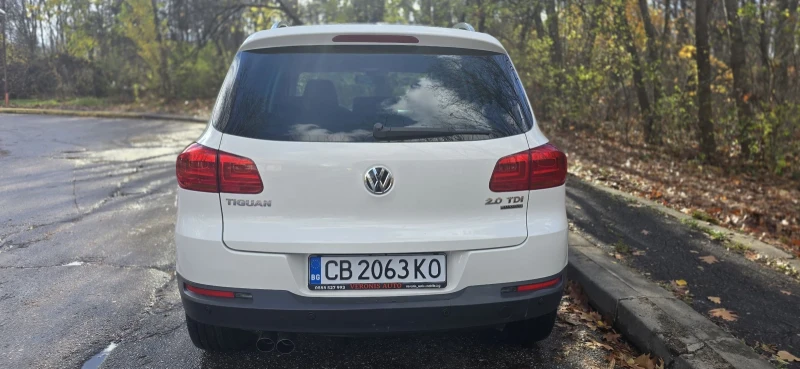 VW Tiguan PERFEKTNO, снимка 4 - Автомобили и джипове - 52493607