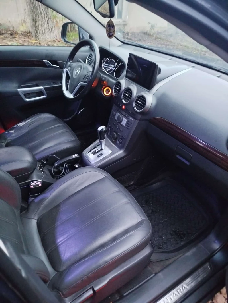 Opel Antara, снимка 9 - Автомобили и джипове - 52504519