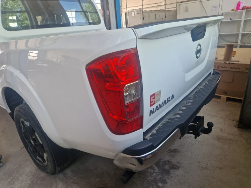 Nissan Navara Джип, снимка 4 - Автомобили и джипове - 52680757