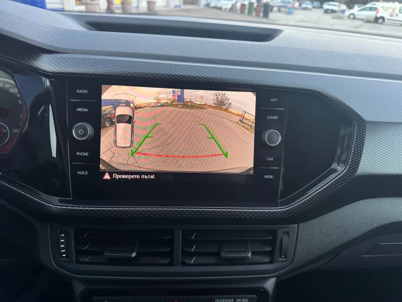 VW T-Cross 1.6 TDI, снимка 13 - Автомобили и джипове - 52652550