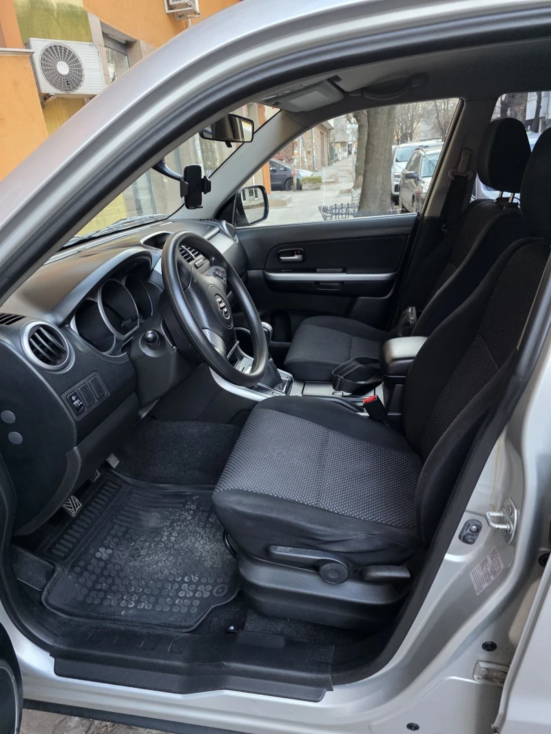 Suzuki Grand vitara, снимка 9 - Автомобили и джипове - 53159209