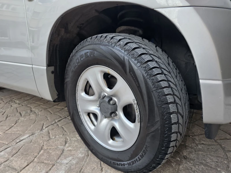 Suzuki Grand vitara, снимка 8 - Автомобили и джипове - 53159209