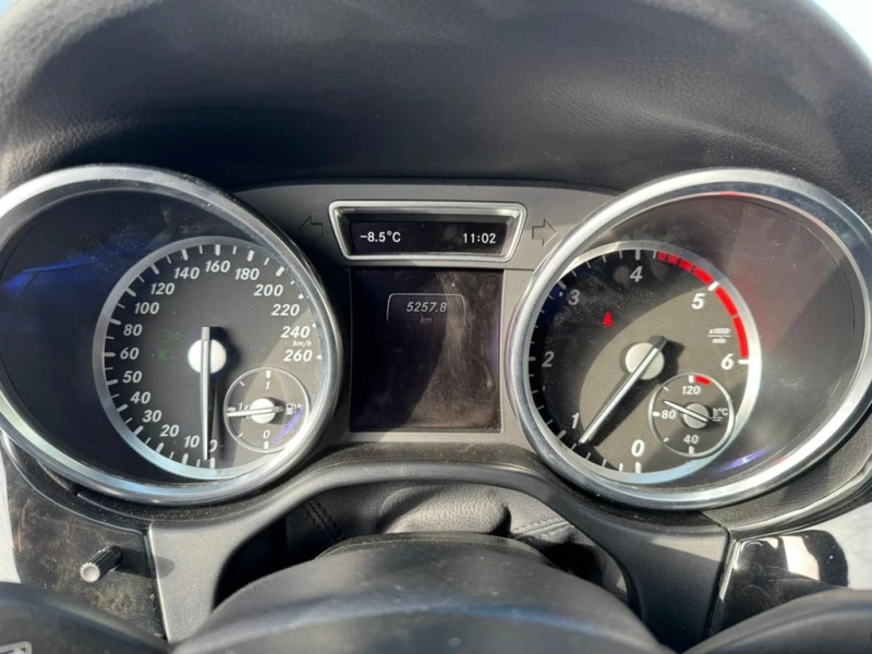 Mercedes-Benz ML 350 BlueTEC  CARFAX, снимка 8 - Автомобили и джипове - 53163266