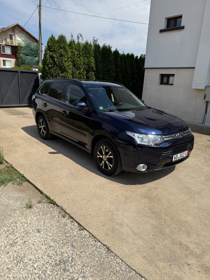 Mitsubishi Outlander 2.2DI-D, снимка 7 - Автомобили и джипове - 53314007